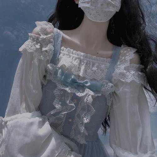 学校后厨传来的臭味